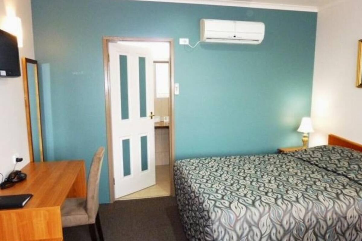 Strykjärn/strykbräda, gratis wi-fi och sängkläder