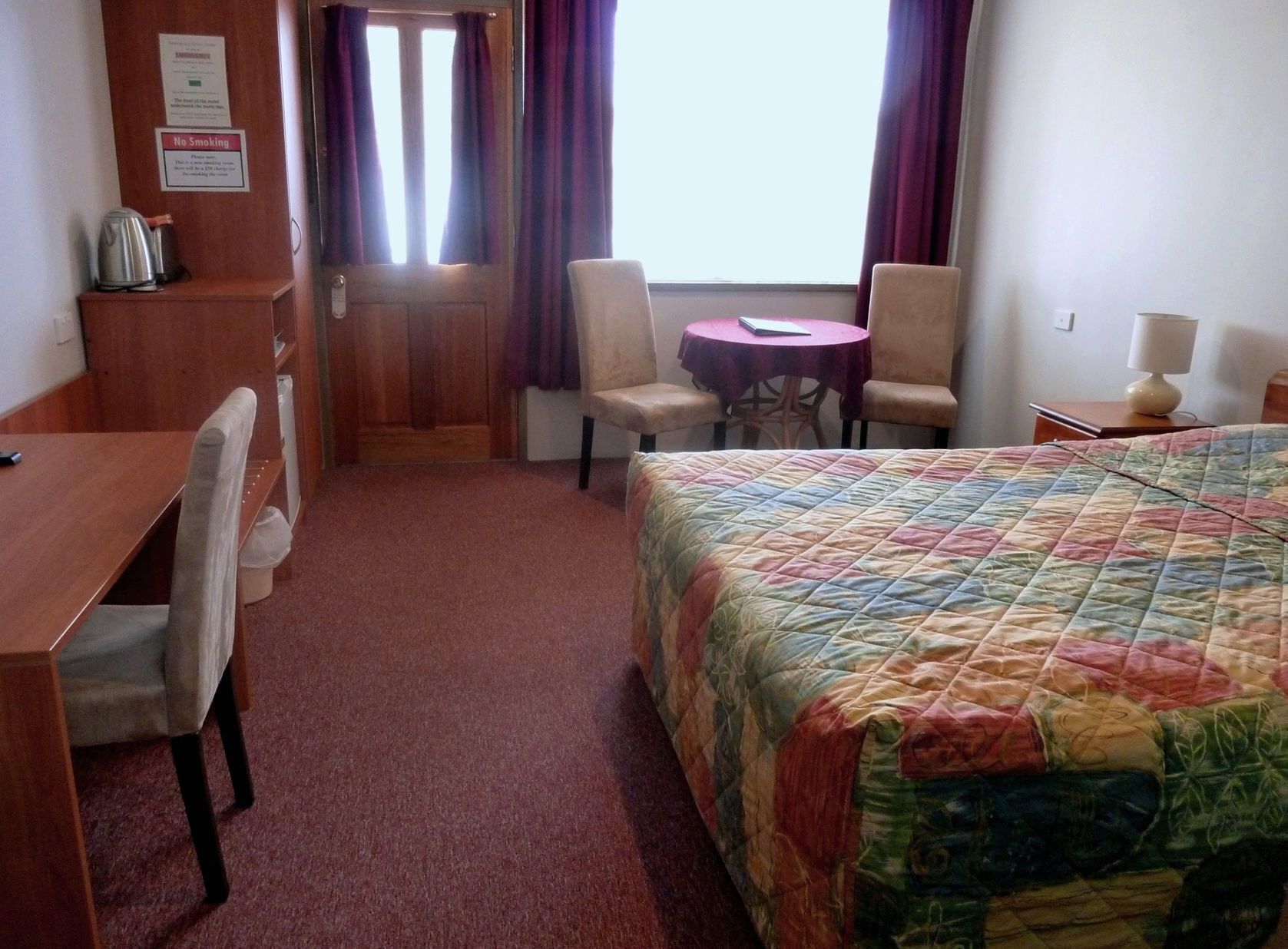 Iron/ironing board, free WiFi, bed sheets