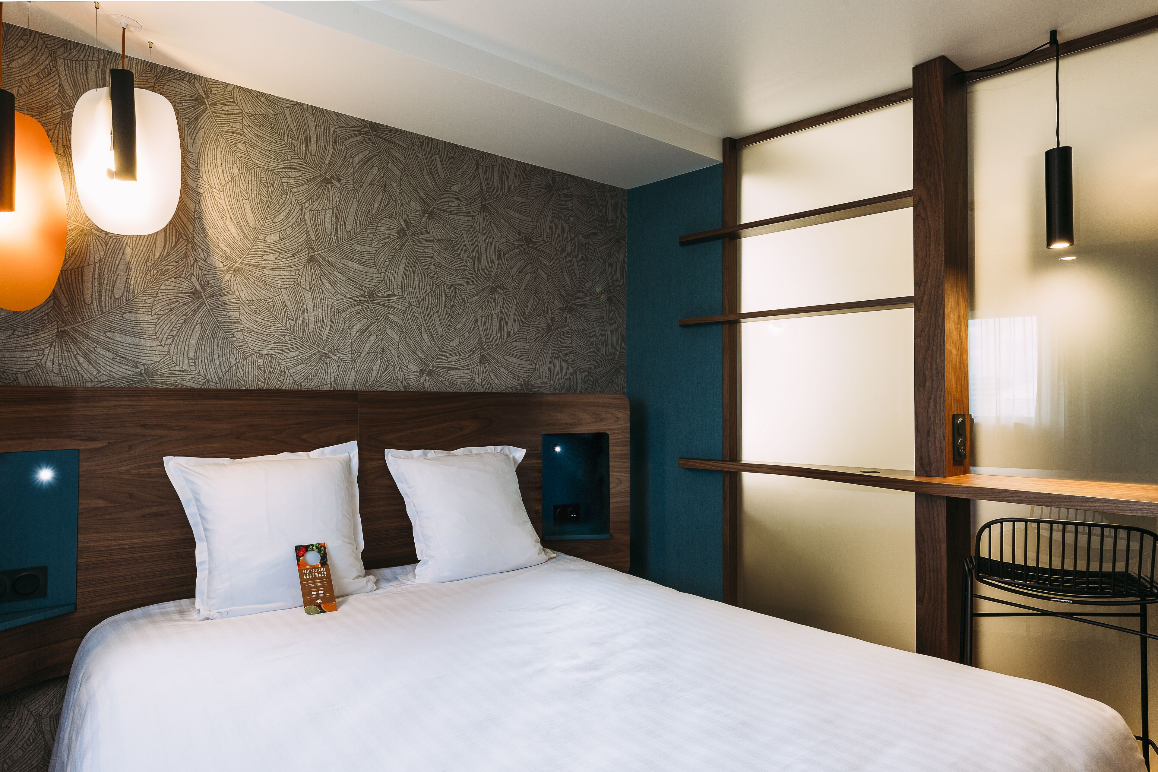 superior double room | 1 bedroom, premium bedding, minibar, in-room safe