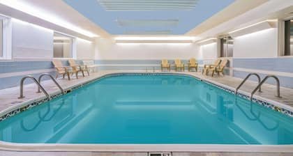 Howard Johnson by Wyndham West Fargo