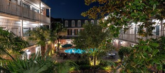 Best Western Plus French Quarter Courtyard Hotel