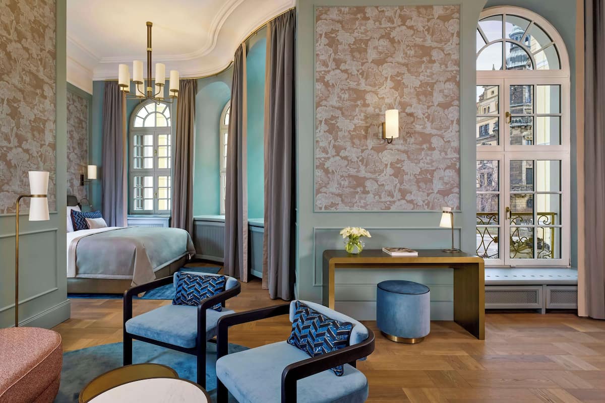 1 habitación, ropa de cama de alta calidad, edredón y minibar