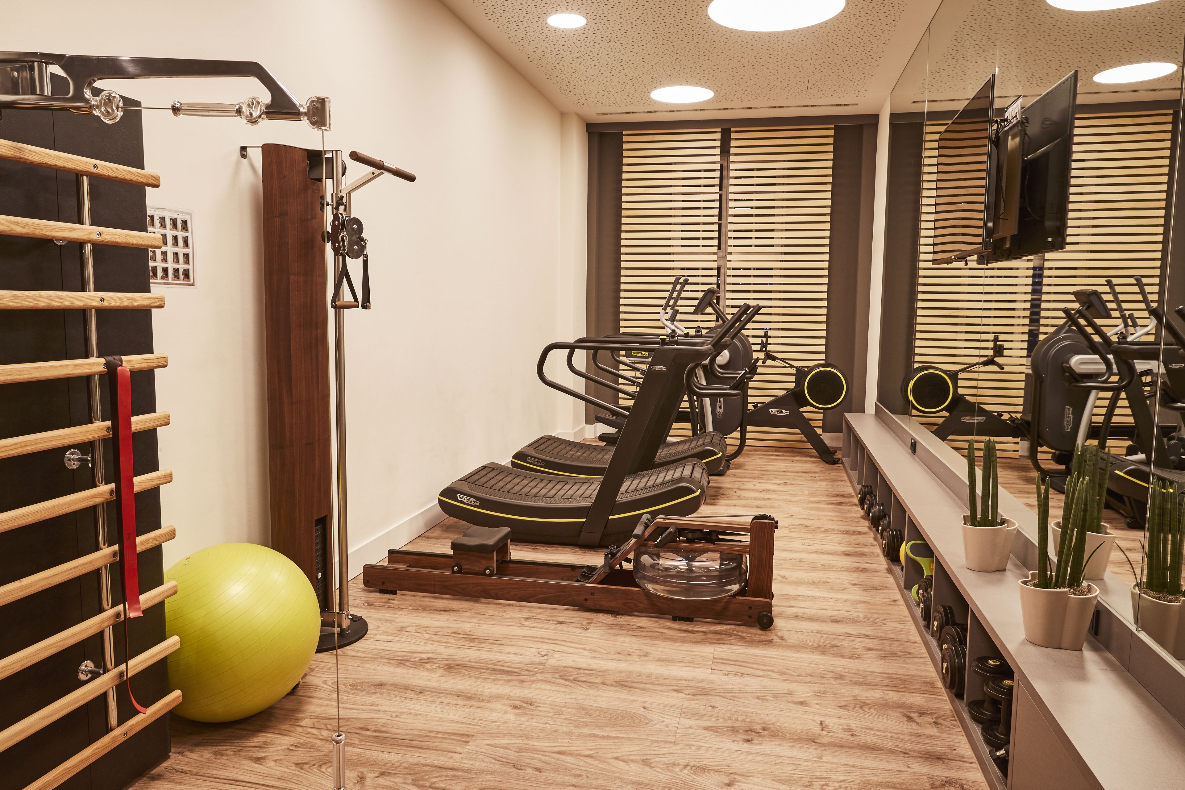 fitness studio