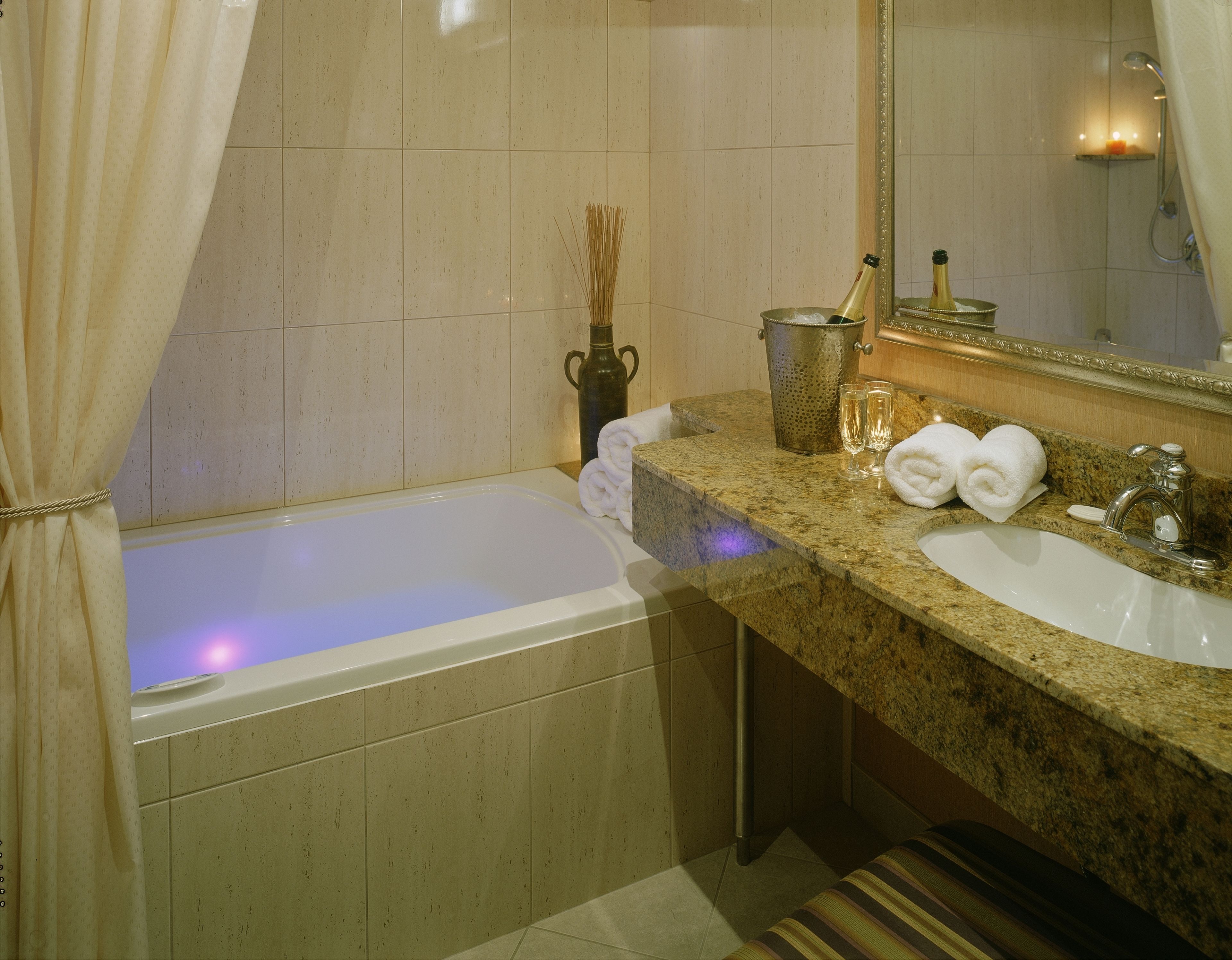 Foto - Carriage House Hotel and Conference Centre