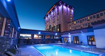 Carriage House Hotel & Conference Centre