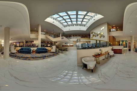 Lobby. The Westin Toronto Airport