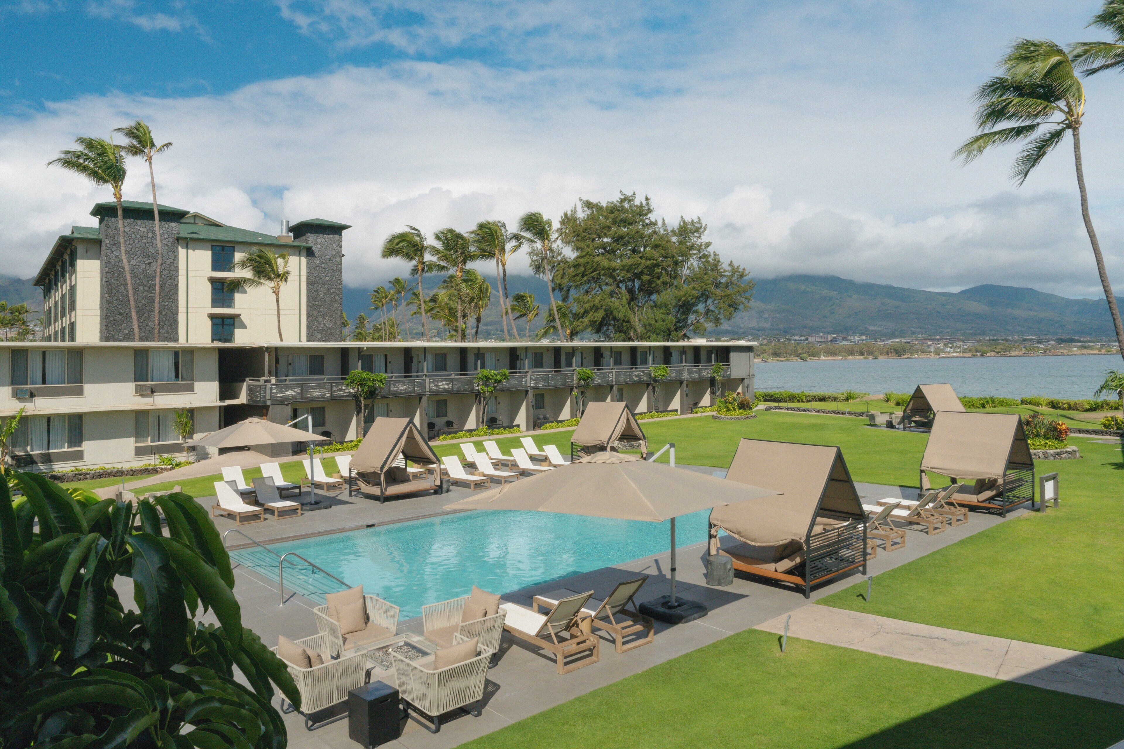Outdoor pool, open 9:00 AM to 7:00 PM, pool umbrellas, sun loungers