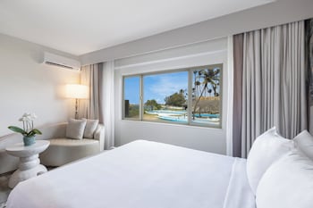 Room, Ocean View, Tower (Makai Tower, Newly Renovated) | Desk, laptop workspace, blackout drapes, iron/ironing board at Maui Seaside Hotel