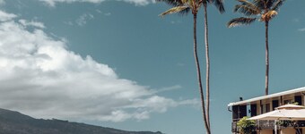 Maui Seaside Hotel