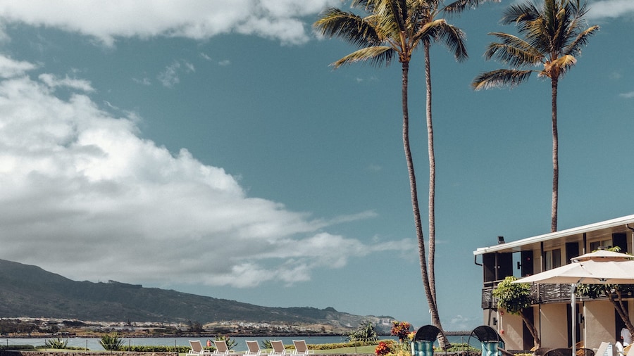 Maui Seaside Hotel