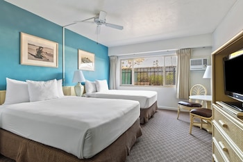 Desk, blackout drapes, iron/ironing board, free WiFi at Maui Seaside Hotel