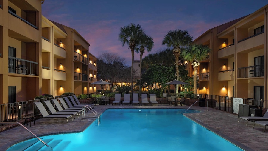 Courtyard by Marriott Jacksonville at Mayo Clinic Campus/Beaches