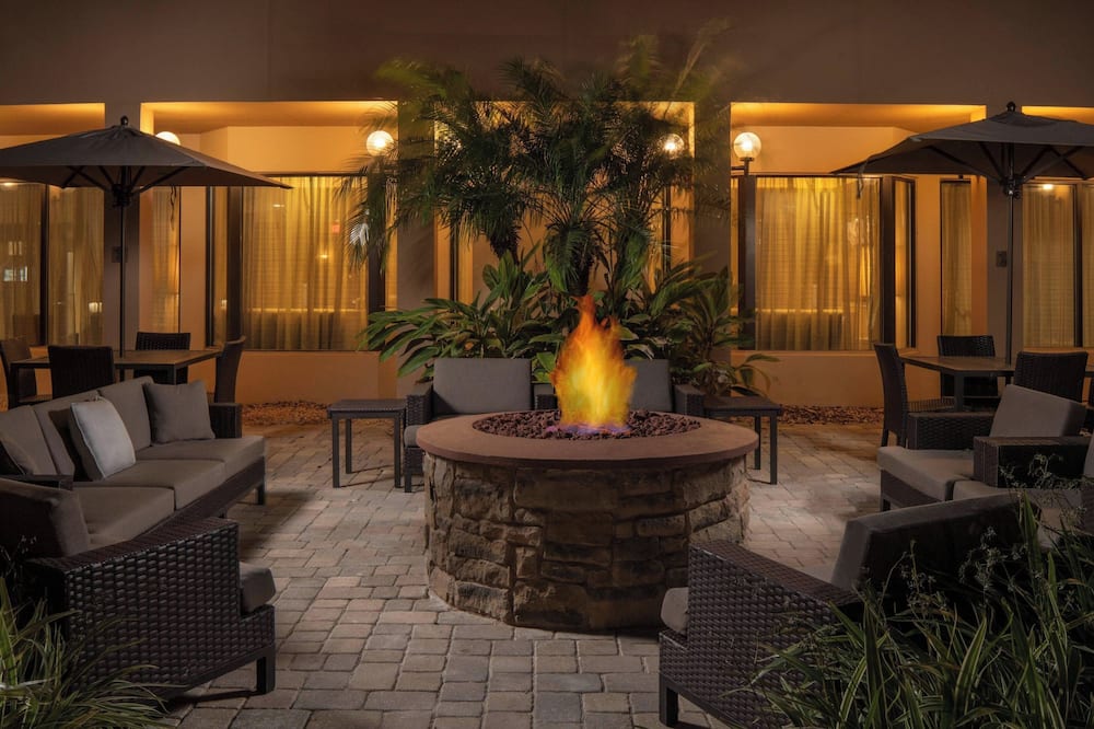 Courtyard by Marriott Jacksonville at Mayo Clinic Campus/Beaches