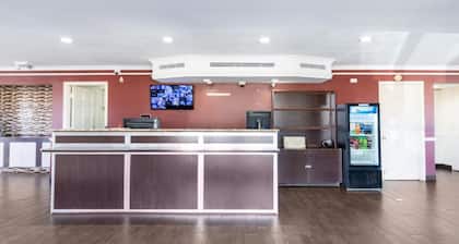 OYO Hotel Tulsa N Sheridan Rd & Airport