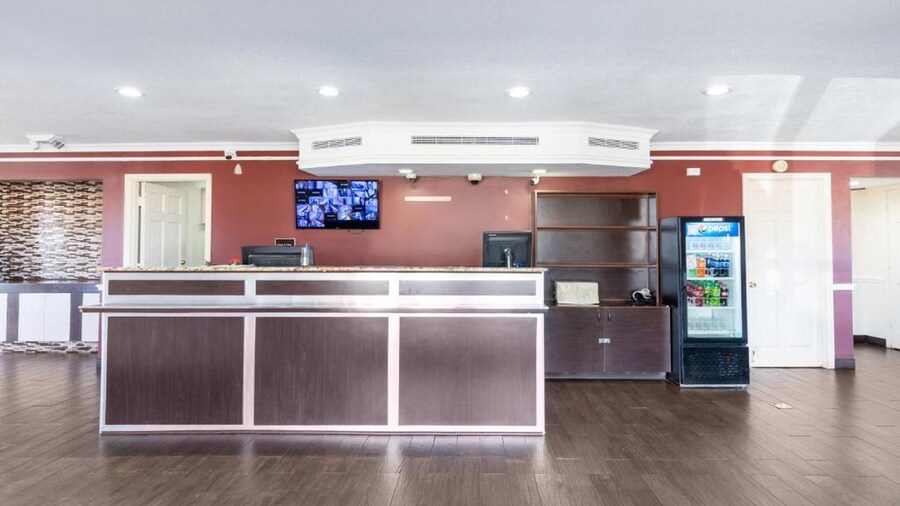 OYO Hotel Tulsa N Sheridan Rd & Airport
