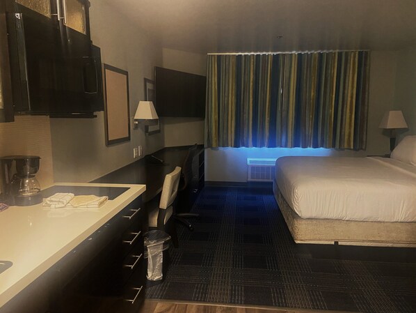 1 bedroom, desk, laptop workspace, blackout curtains
