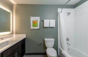 Combined shower/bathtub, hair dryer, towels, soap
