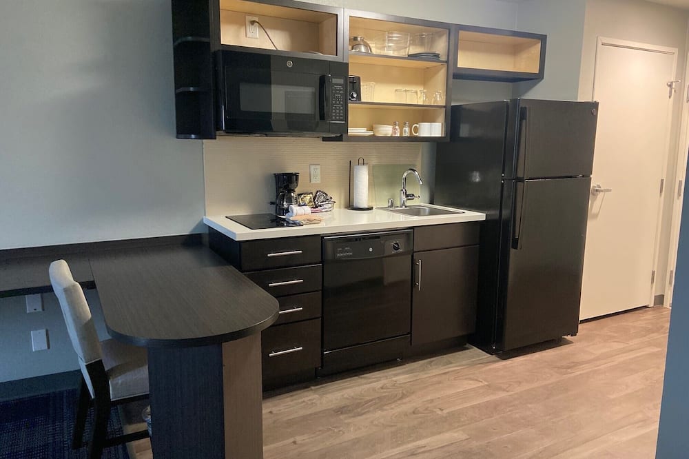 Extended Studio Hotel Ontario