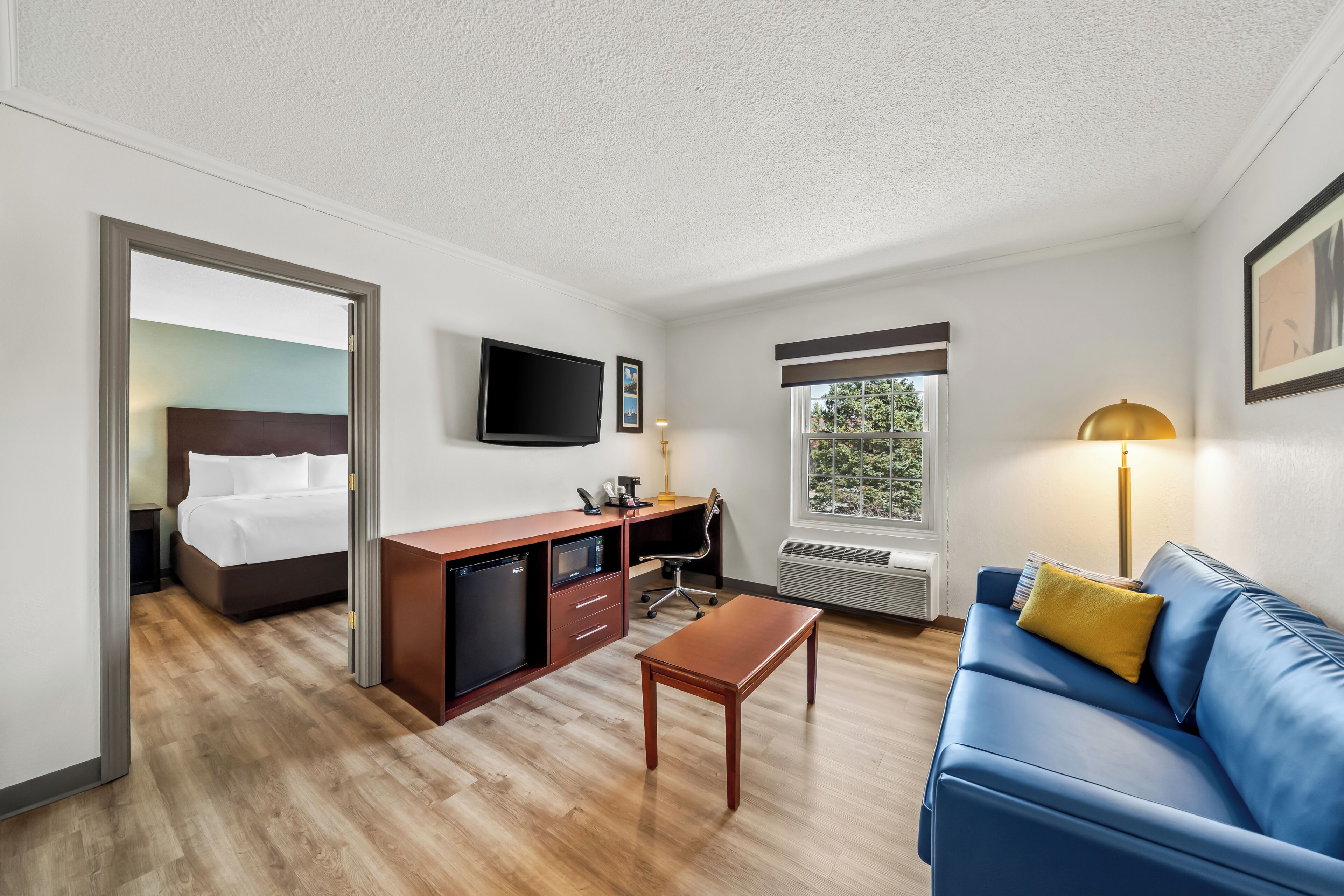 Suite, 1 King Bed, Non Smoking | Desk, iron/ironing board, free cribs/infant beds, rollaway beds