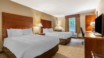 Camera, 2 letti matrimoniali, accessibile ai disabili, non fumatori | Una scrivania, ferro/asse da stiro, culle/letti per bambini (gratuiti)