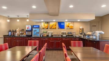 Free daily continental breakfast