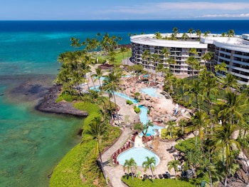 3 outdoor pools at Hilton Waikoloa Village