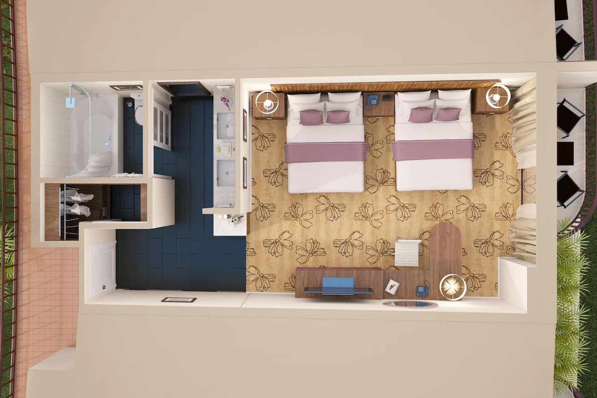 Premium bedding, in-room safe, laptop workspace, iron/ironing board