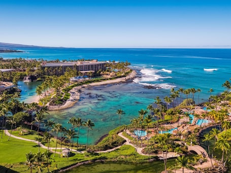 Exterior. Hilton Waikoloa Village