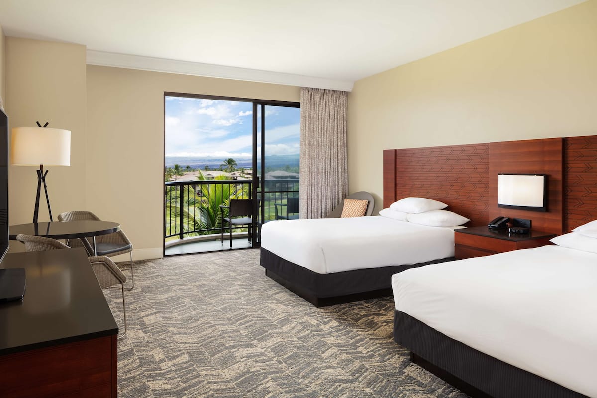 Habitación Grand, 2 camas Queen size, vista al resort (Palace Grand, Newly Renovated) | Ropa de cama de alta calidad y caja de seguridad en la habitación