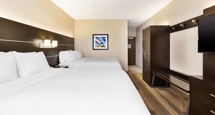 Holiday Inn Express Detroit-Warren by IHG