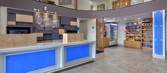 Holiday Inn Express Detroit-Warren by IHG
