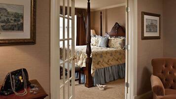 Sviitti (Ambassador) | Allergiatestatut vuodevaatteet, minibaari, tallelokero huoneessa