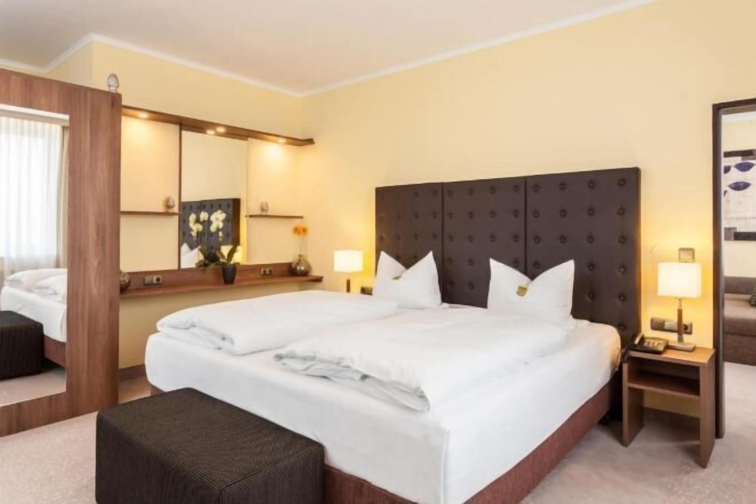 เครื่องนอนป้องกันสารก่อภูมิแพ้, ตู้นิรภัยในห้องพัก, ตกแต่งพิเศษโดยเฉพาะ