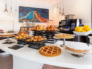 Exterior - Mercure Napoli Centro Angioino (Naples)