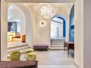 Exterior - Mercure Napoli Centro Angioino (Naples)