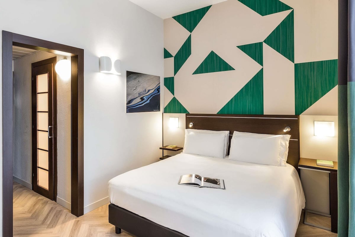 Chambre Double Supérieure | Literie de qualité supérieure, minibar, coffres-forts dans les chambres