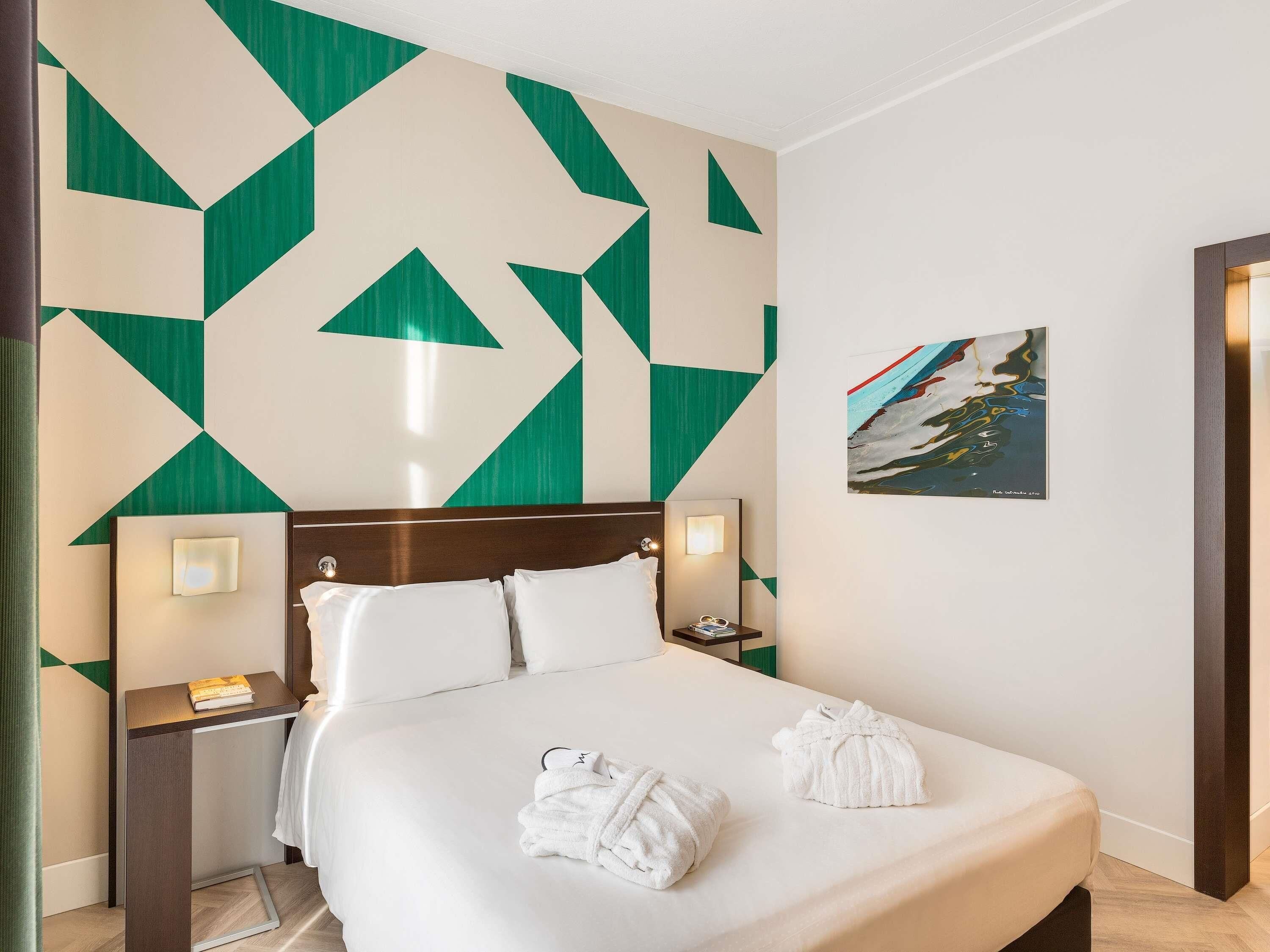 Privilege, Superior Double Room, 1 Katil Kelamin (Double) | Peralatan tempat tidur premium, bar mini, peti besi dalam bilik, meja 