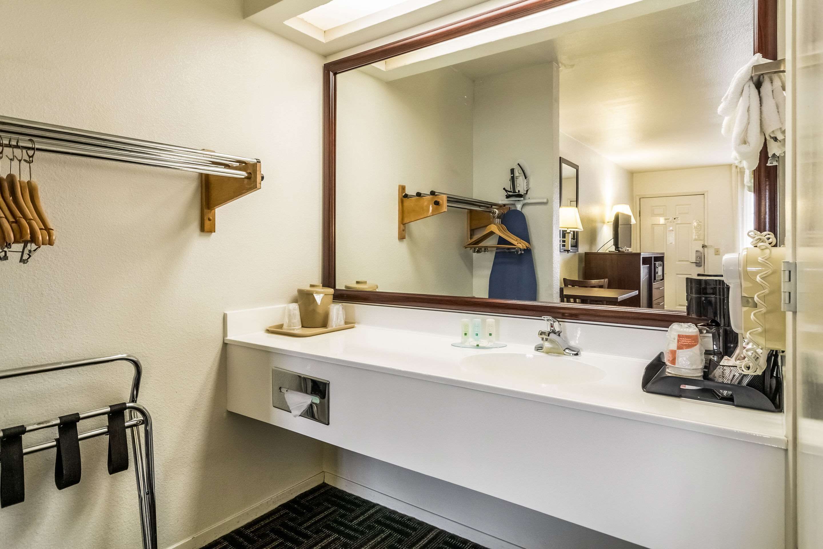 Foto - Quality Inn Fresno Near University