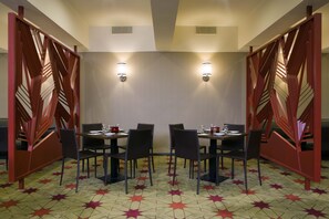 Daily buffet breakfast (USD 19 per person) - Dan Boutique Jerusalem (Jerusalem)