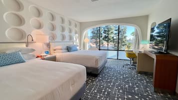 House of the Retro Future One-Bedroom Suite, 2 Queen Beds, Non-Smoking | Pillow-top beds, in-room safe, desk, laptop workspace