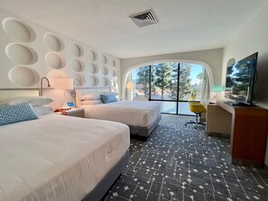 House of the Retro Future One-Bedroom Suite, 2 Queen Beds, Non-Smoking | Pillowtop beds, in-room safe, desk, laptop workspace