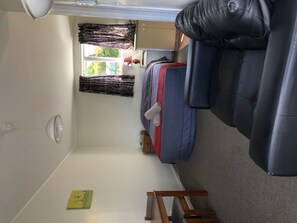 1 bedroom, individually furnished, free cribs/infant beds, free WiFi