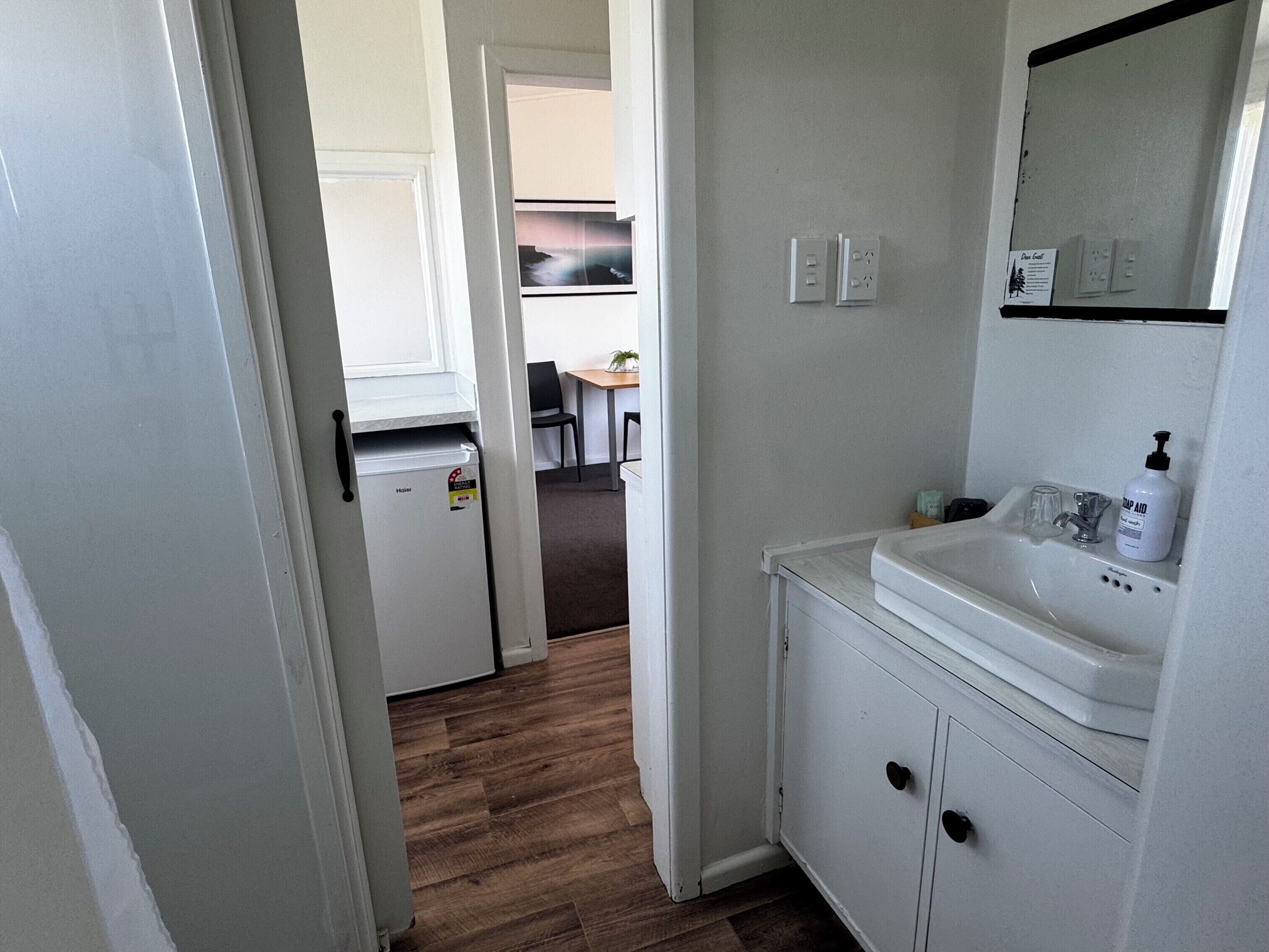 Executive Studio | Bathroom
