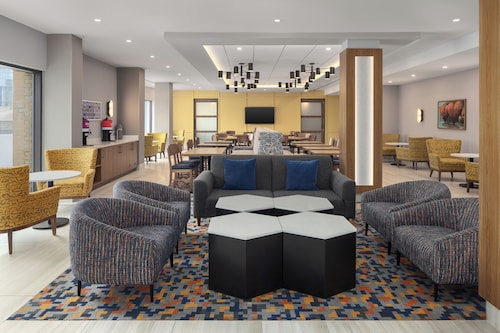 Hampton Inn by Hilton Montreal East Anjou