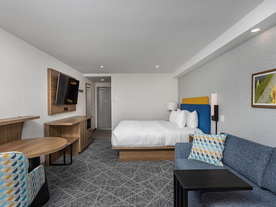 Premium bedding, pillowtop beds, desk, blackout drapes