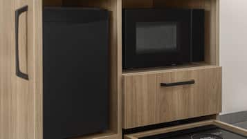 Sängtillbehör av högsta kvalitet, bäddmadrasser och skrivbord