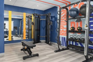 Fitness facility - Hampton Inn by Hilton Montreal East Anjou (Montreal)