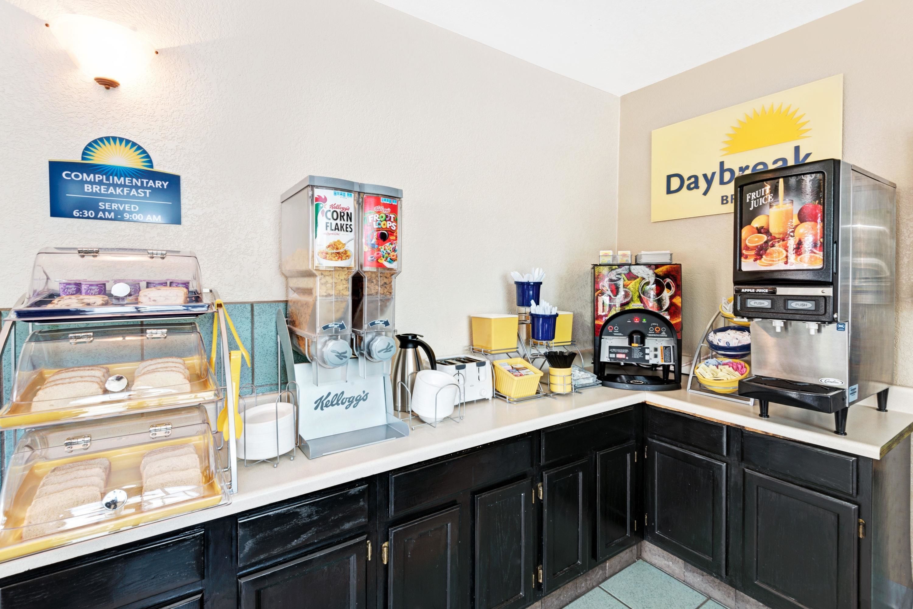 Free daily continental breakfast 