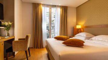 Superior Double Room | Premium bedding, minibar, in-room safe, desk
