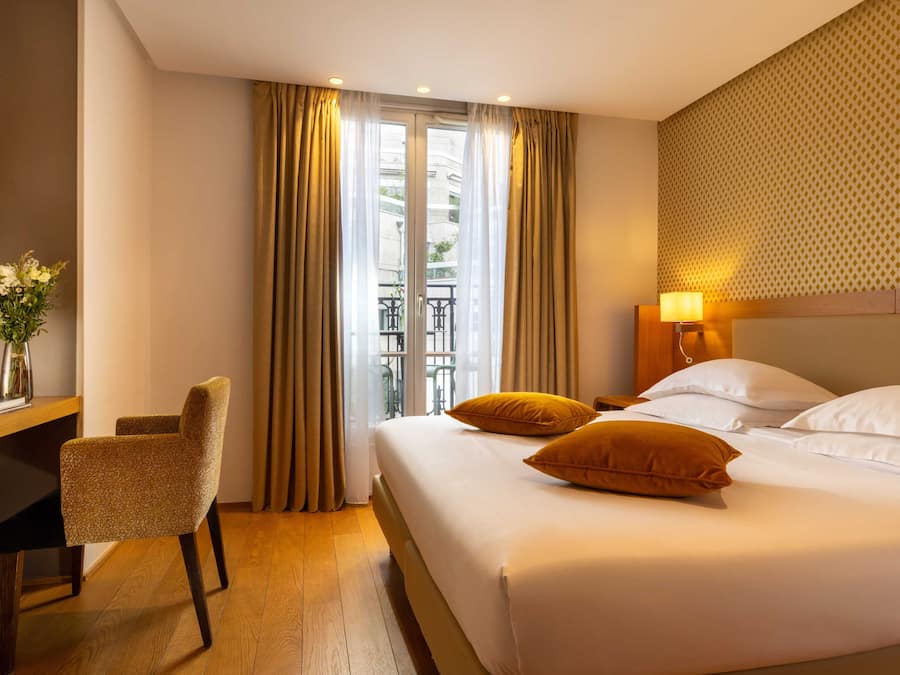 Ropa de cama de alta calidad y minibar